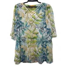 Women's  3/4 Sleeve  Floral Jungle  Beauty V neck Top KZ2361